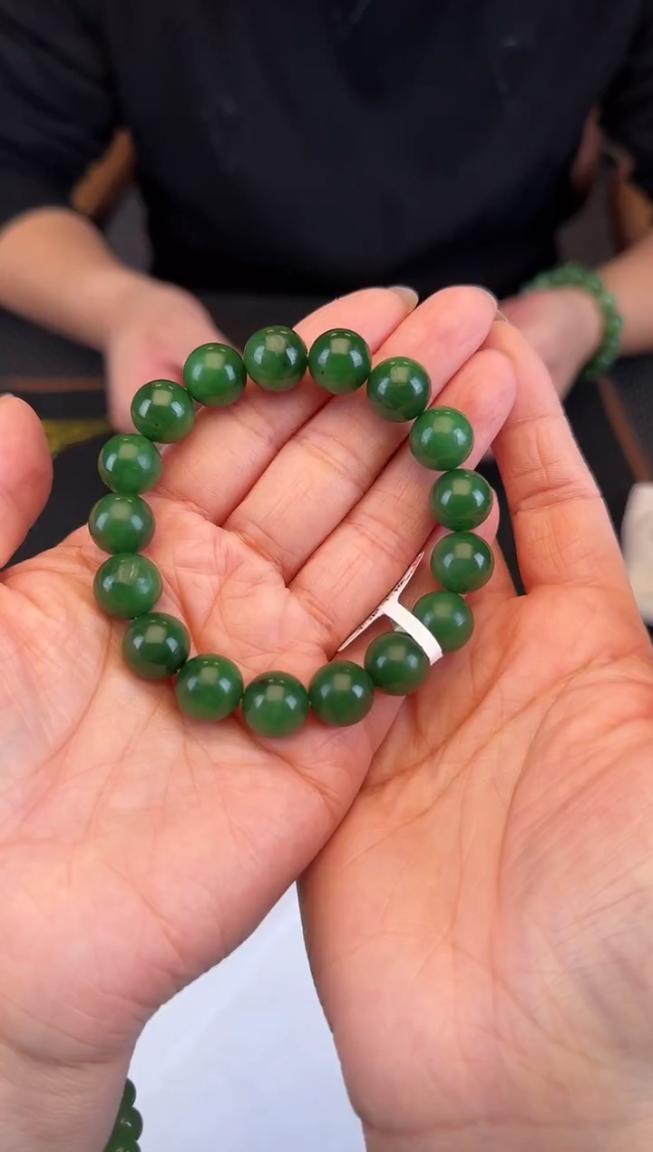 未镶嵌手链和田玉卡12