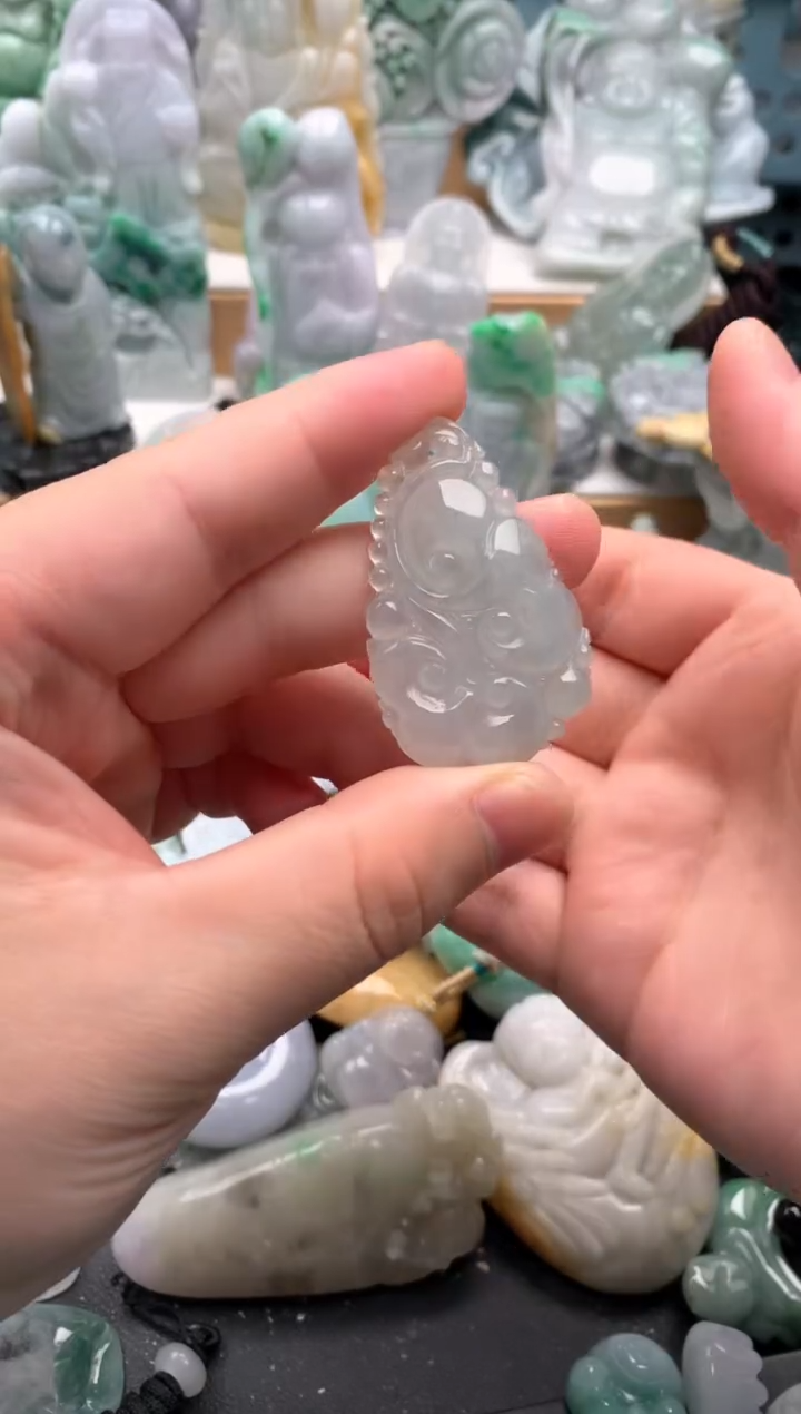 吊坠(不含链)未镶嵌翡翠1