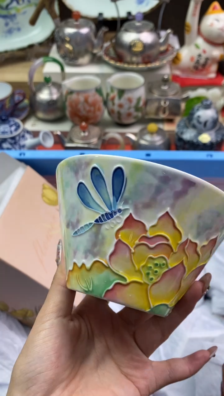 【闪购商品】瓷片隆莲瓷器欢迎大家