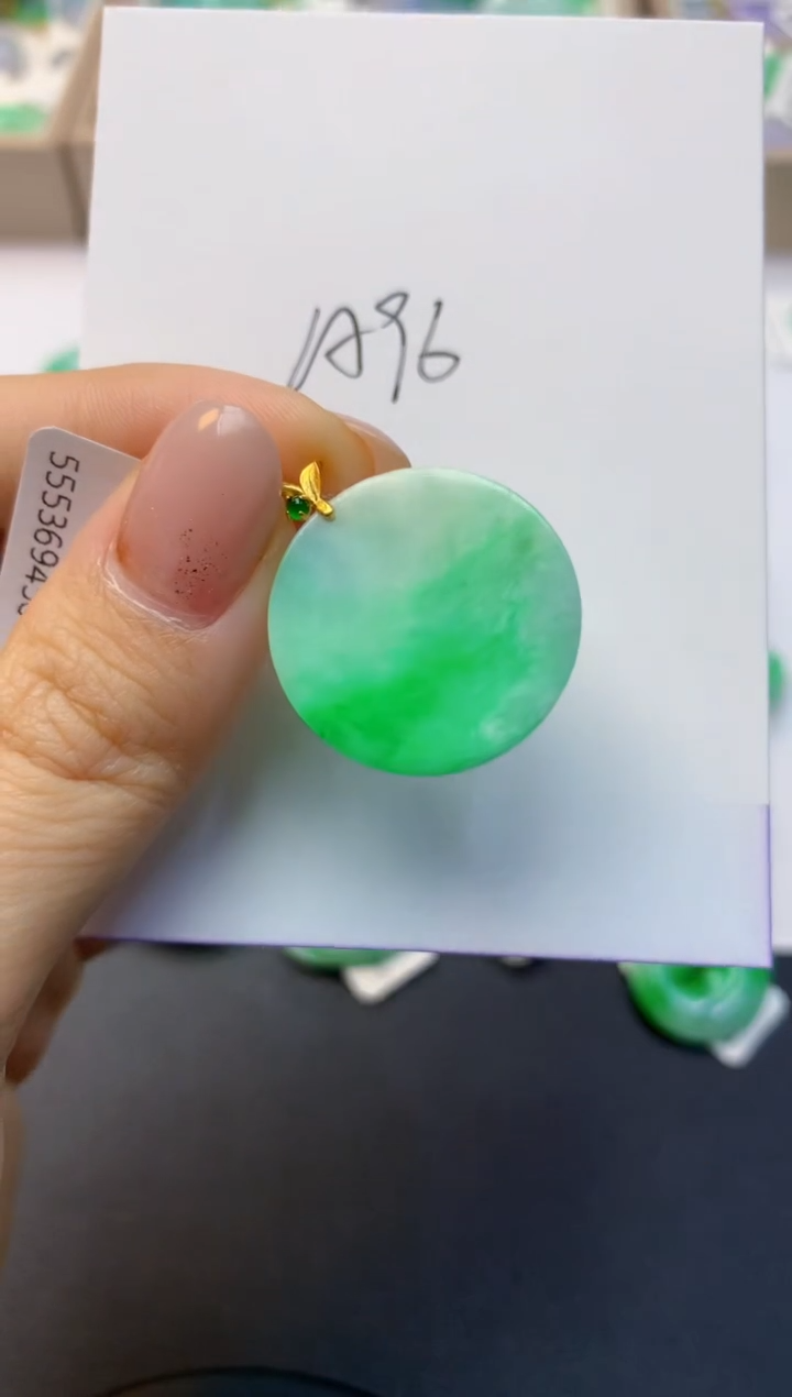 颈饰18K金镶嵌翡翠天然A货缅甸翡翠百元以上9元证书费自理