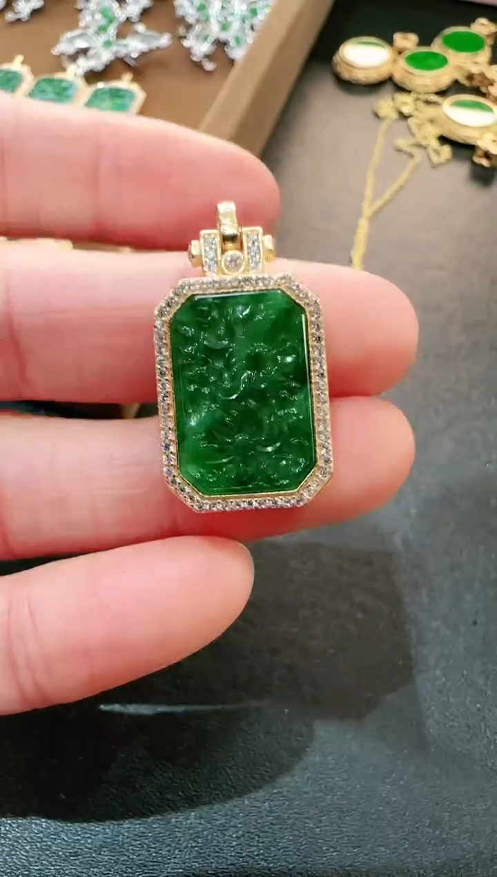 【闪购商品】翡翠吊坠(不含链)银S925镶嵌吊坠