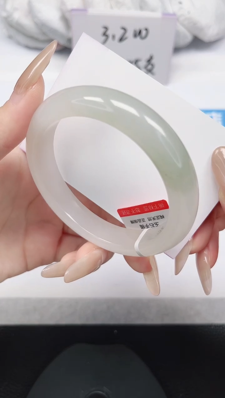 未镶嵌手镯石英岩玉188-58.2