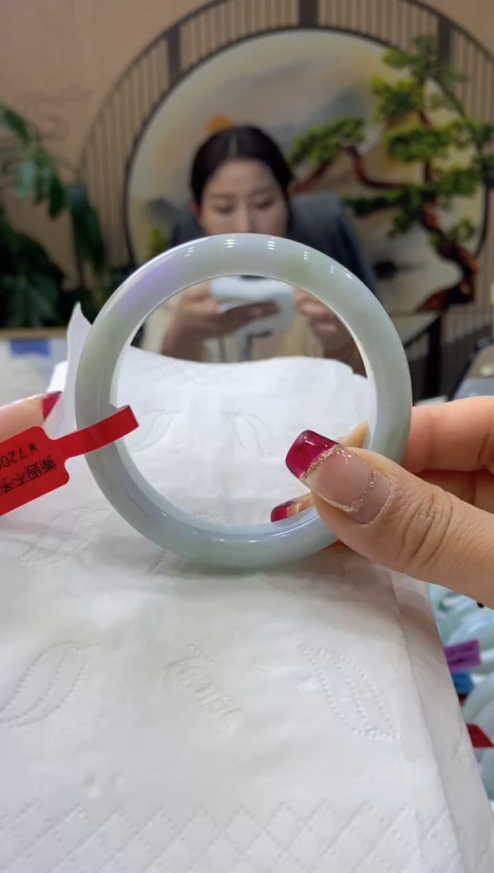 【闪购商品】翡翠手镯未镶嵌99900526