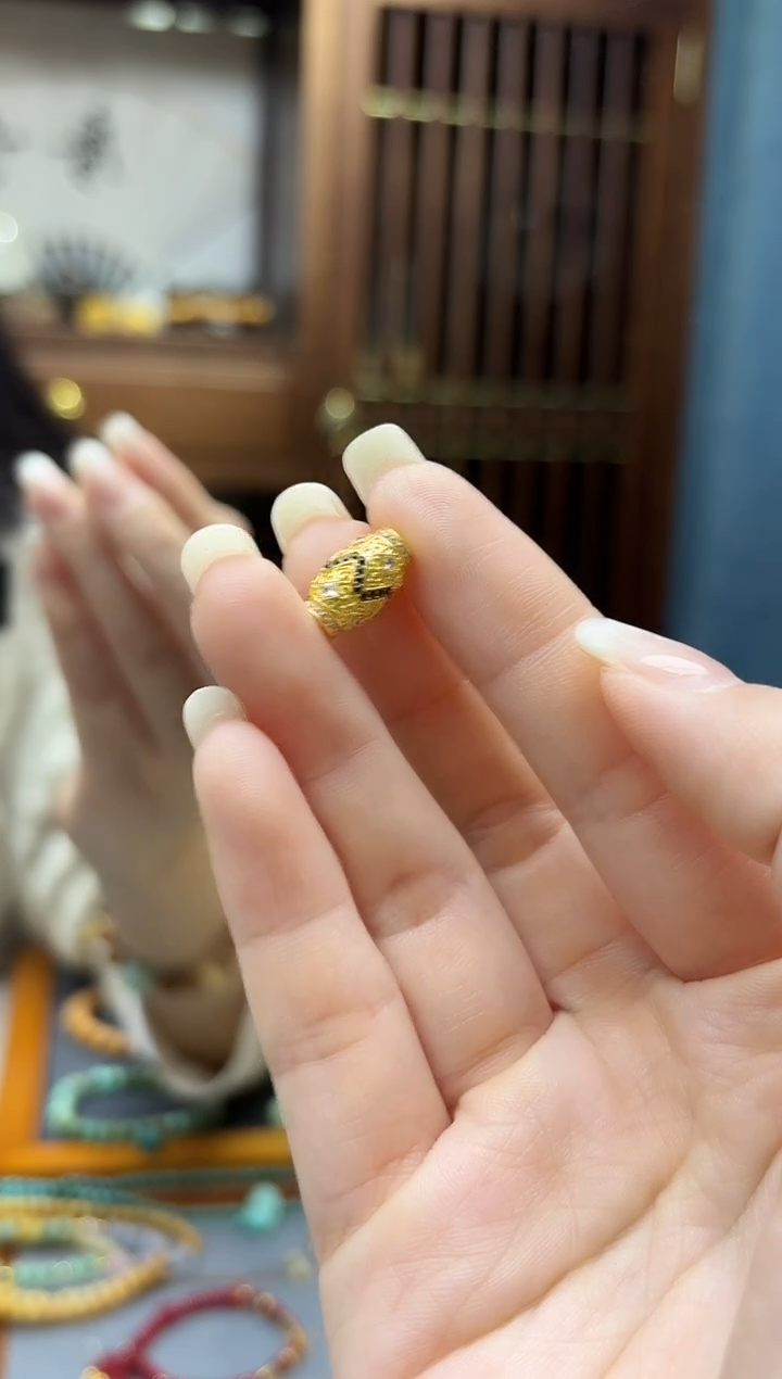 颈饰18K金18K金桶珠配饰ZX