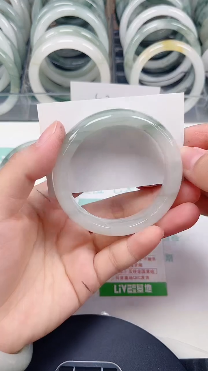 未镶嵌手镯石英质玉146-54/55