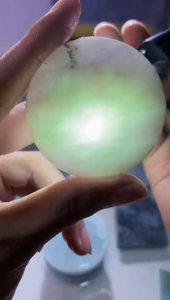翡翠未镶嵌颈饰翡翠285