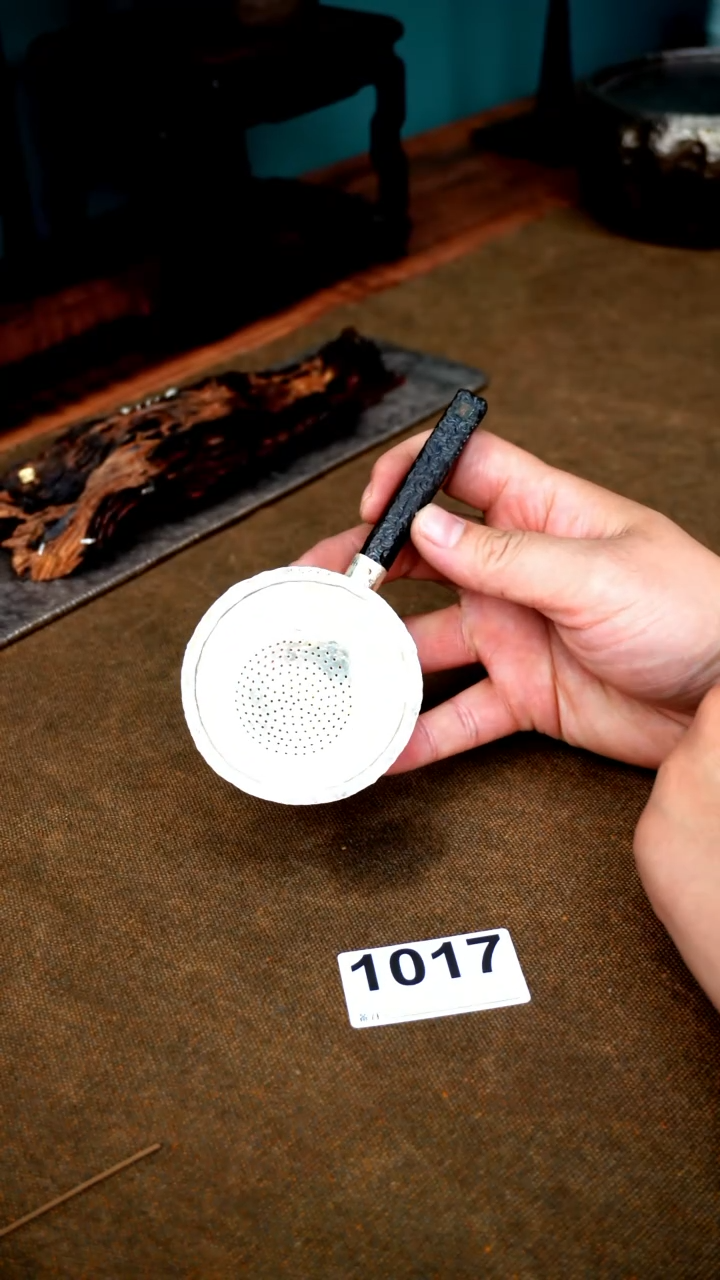 【闪购商品】1017黑檀柄纯银茶漏42.1克