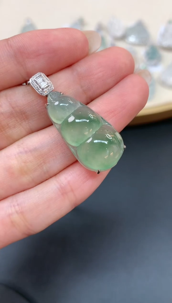 【闪购商品】翡翠吊坠(不含链)18K金镶嵌A612|16800