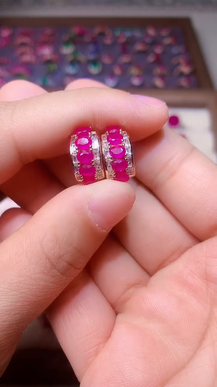 【闪购商品】红宝石耳饰银S925镶嵌000