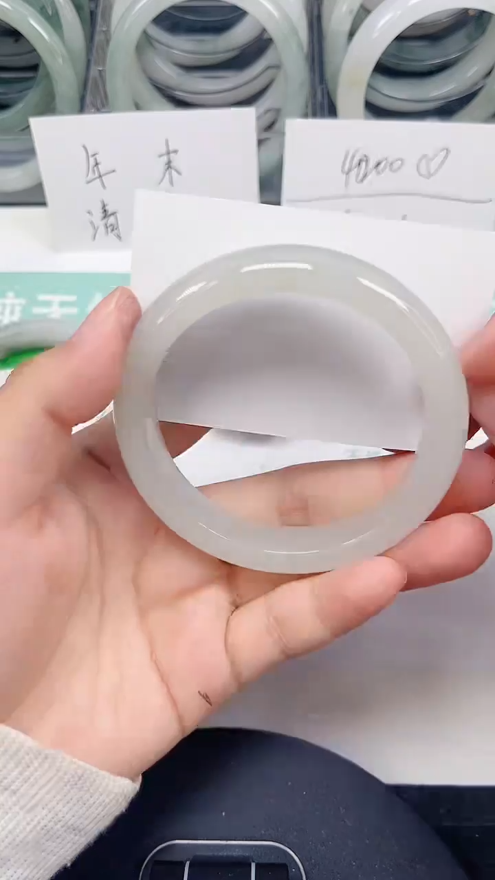 未镶嵌手镯石英质玉134-58/59