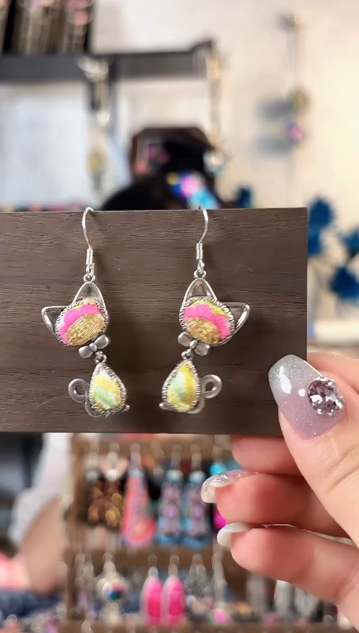 织绣时**语彩云南阁非遗老绣饰品370