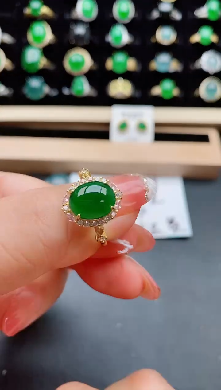 【闪购商品】翡翠戒指银S925镶嵌8500