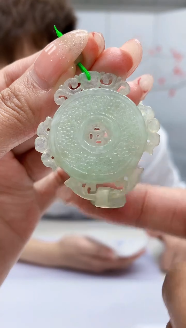 【闪购商品】定制翡翠未镶嵌4868MM-毛货挂件275