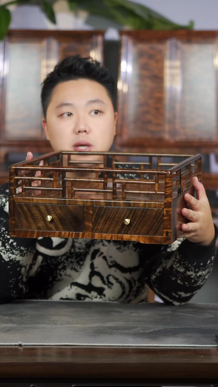 金丝楠满水波纹一木一器都承盘