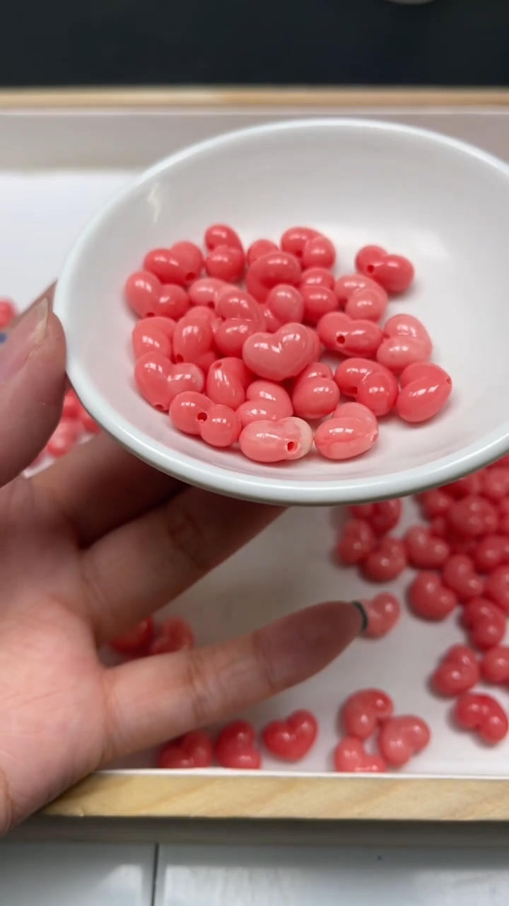 未镶嵌散珠拼合珍珠（马贝珠）E36 女皇贝 爱心12*9*7mm5个6.8元