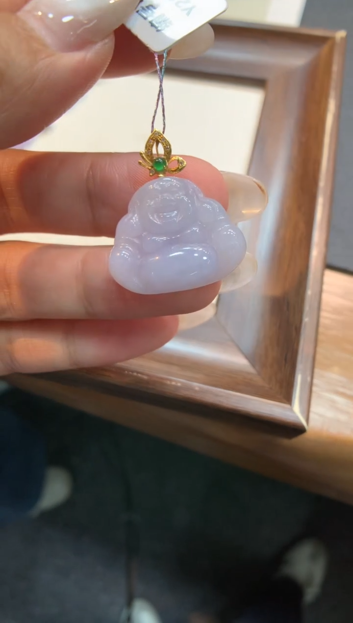 翡翠18K金镶嵌颈饰佛公