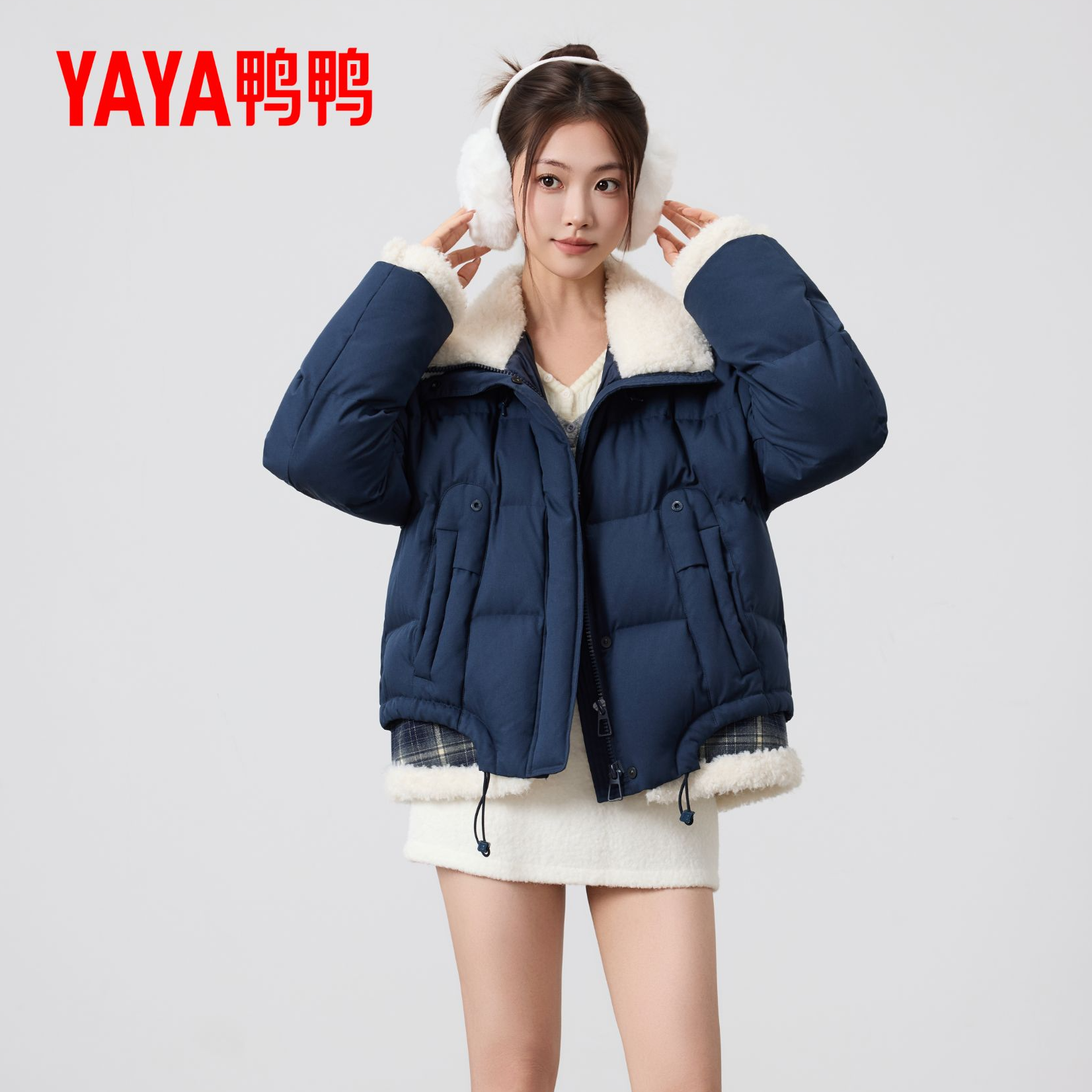 YAYA/鸭鸭2025冬季新款毛领两穿拼格保暖韩系休闲时尚羽绒服3063
