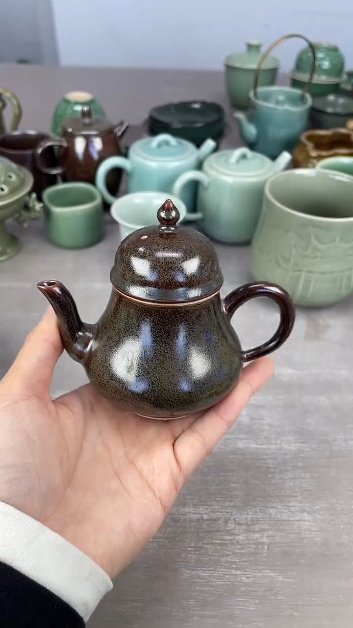 青瓷仓储福利清仓微瑕