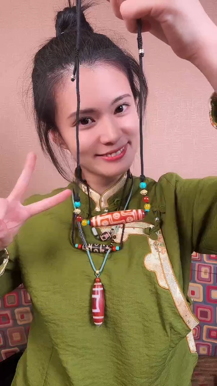 玛瑙/玉髓颈饰未镶嵌红肉九眼天珠