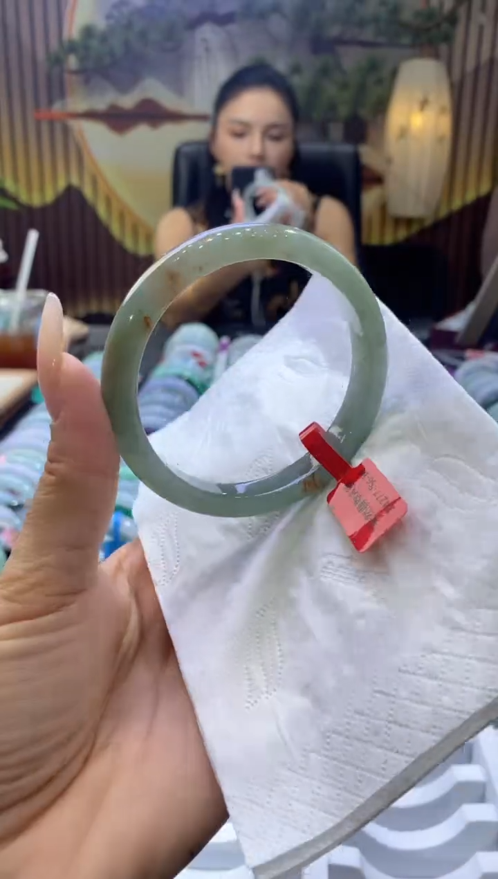翡翠手镯未镶嵌00001313