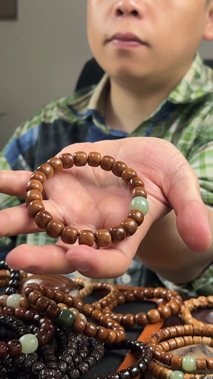 库克手串库克原色老型带中绿田