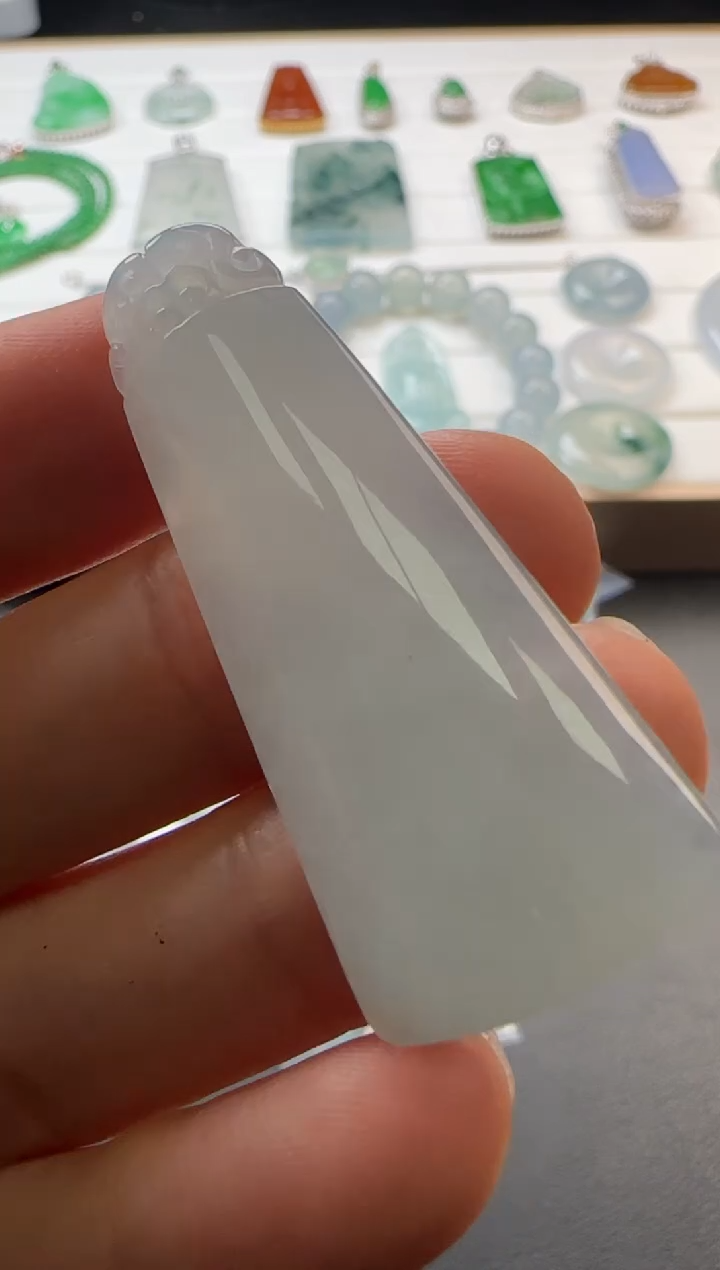 【闪购商品】翡翠颈饰未镶嵌不退不换 无鉴赏期