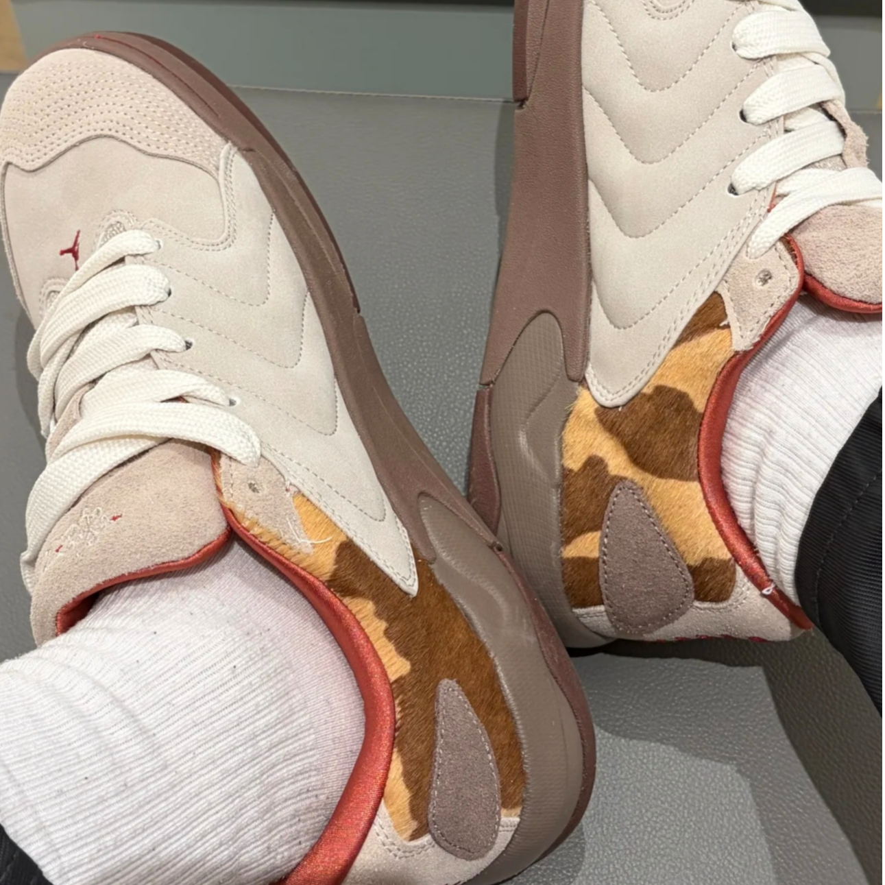 NIKE/耐克 马年新年系列Jordan Session男子运动面包鞋IQ1111-262