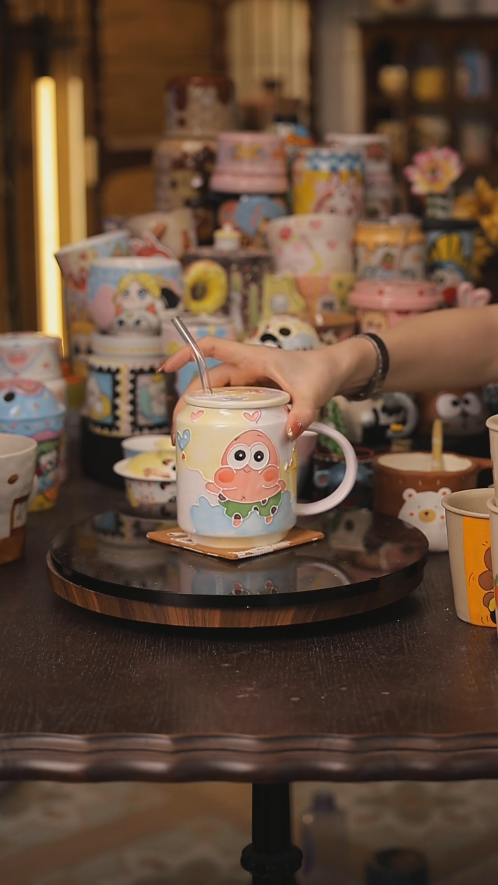 景德镇釉下彩绘设计师款式陶瓷