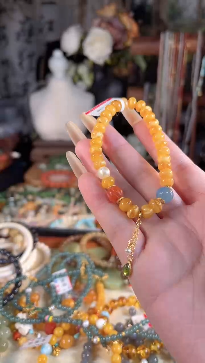 【闪购商品】蜜蜡手链未镶嵌多样性发货其一