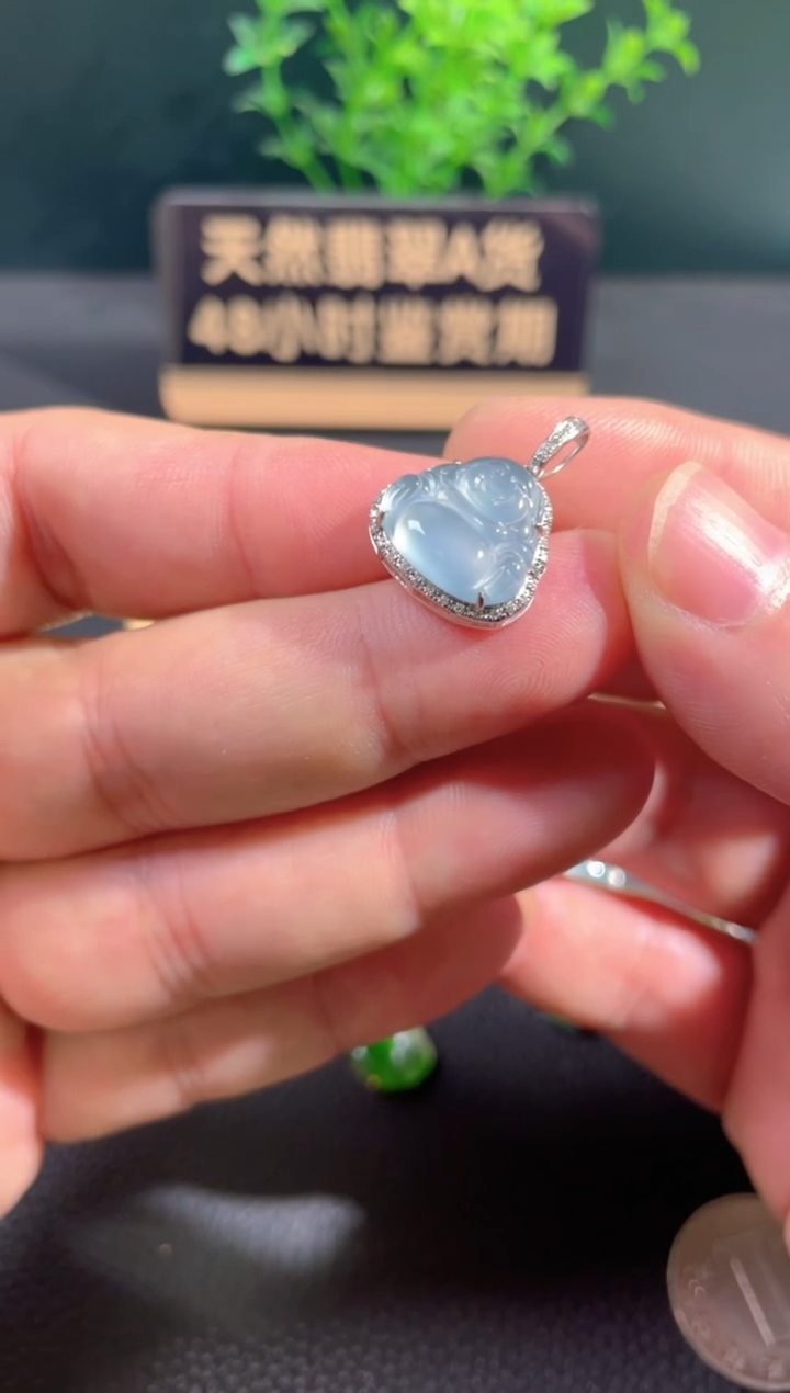 【闪购商品】翡翠颈饰18K金镶嵌翡翠