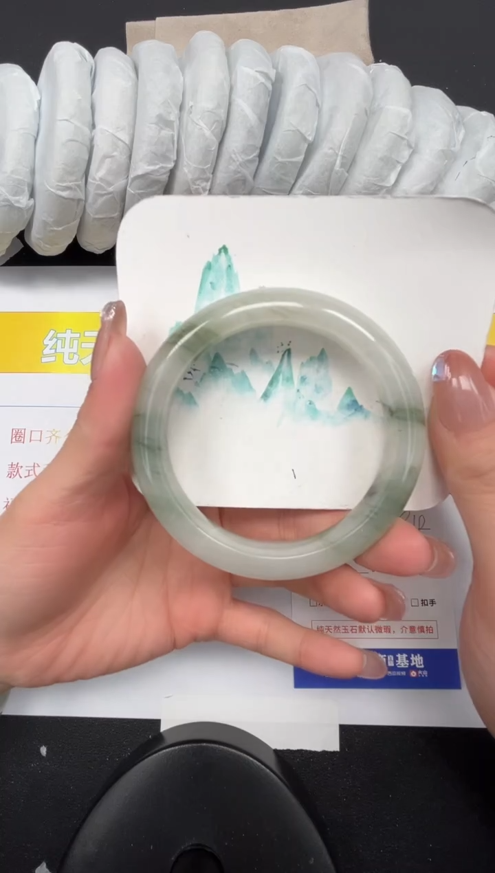 【闪购商品】石英质玉手镯未镶嵌437-59.4