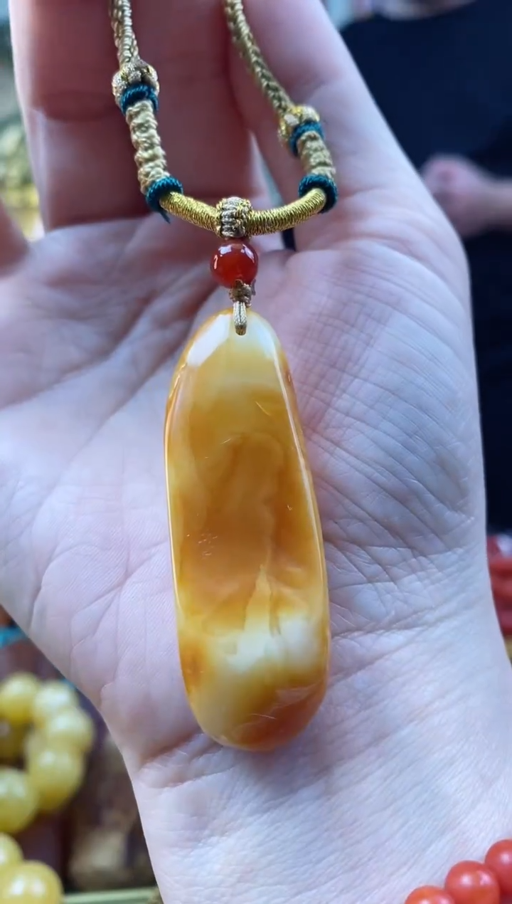 【闪购商品】琥珀颈饰未镶嵌吊坠