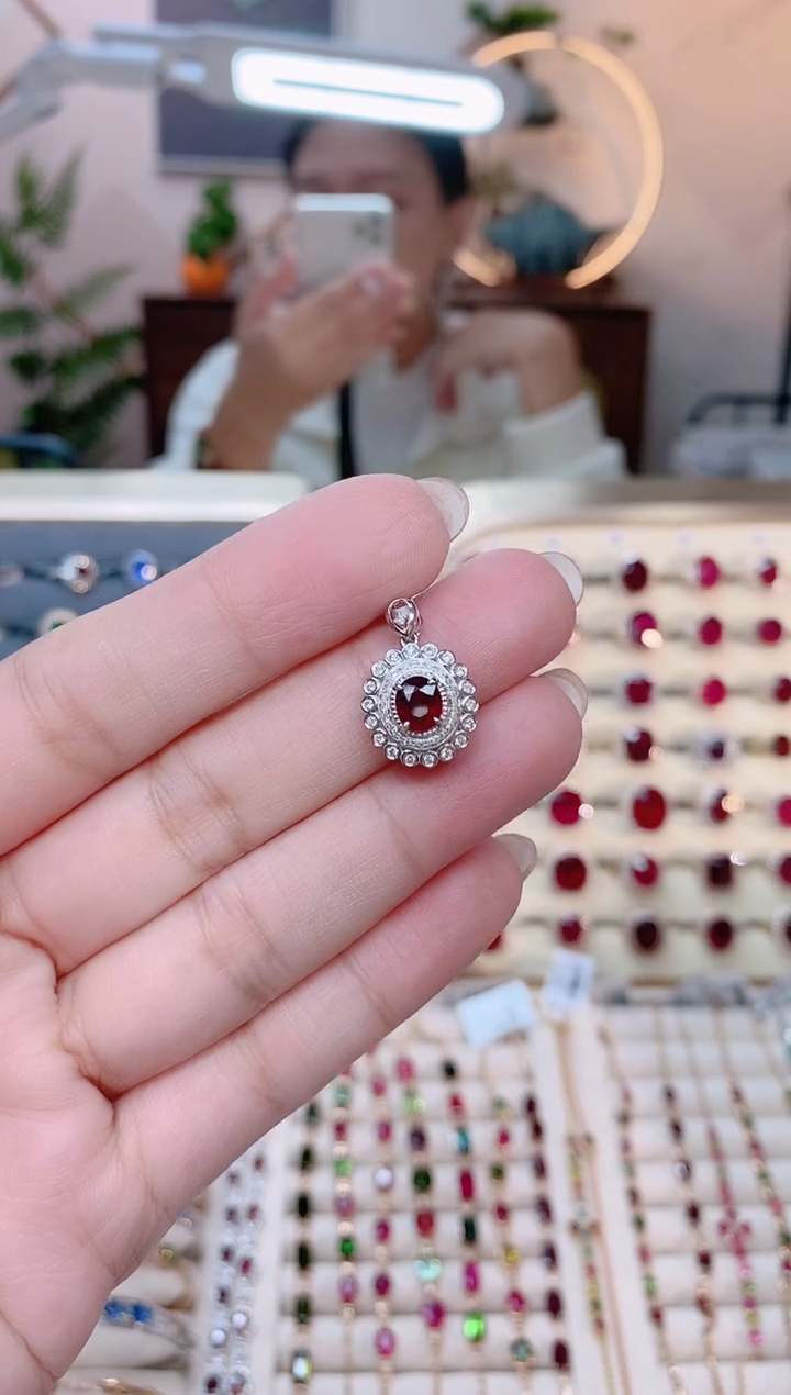 【闪购商品】红宝石18K金吊坠18K金镶嵌1