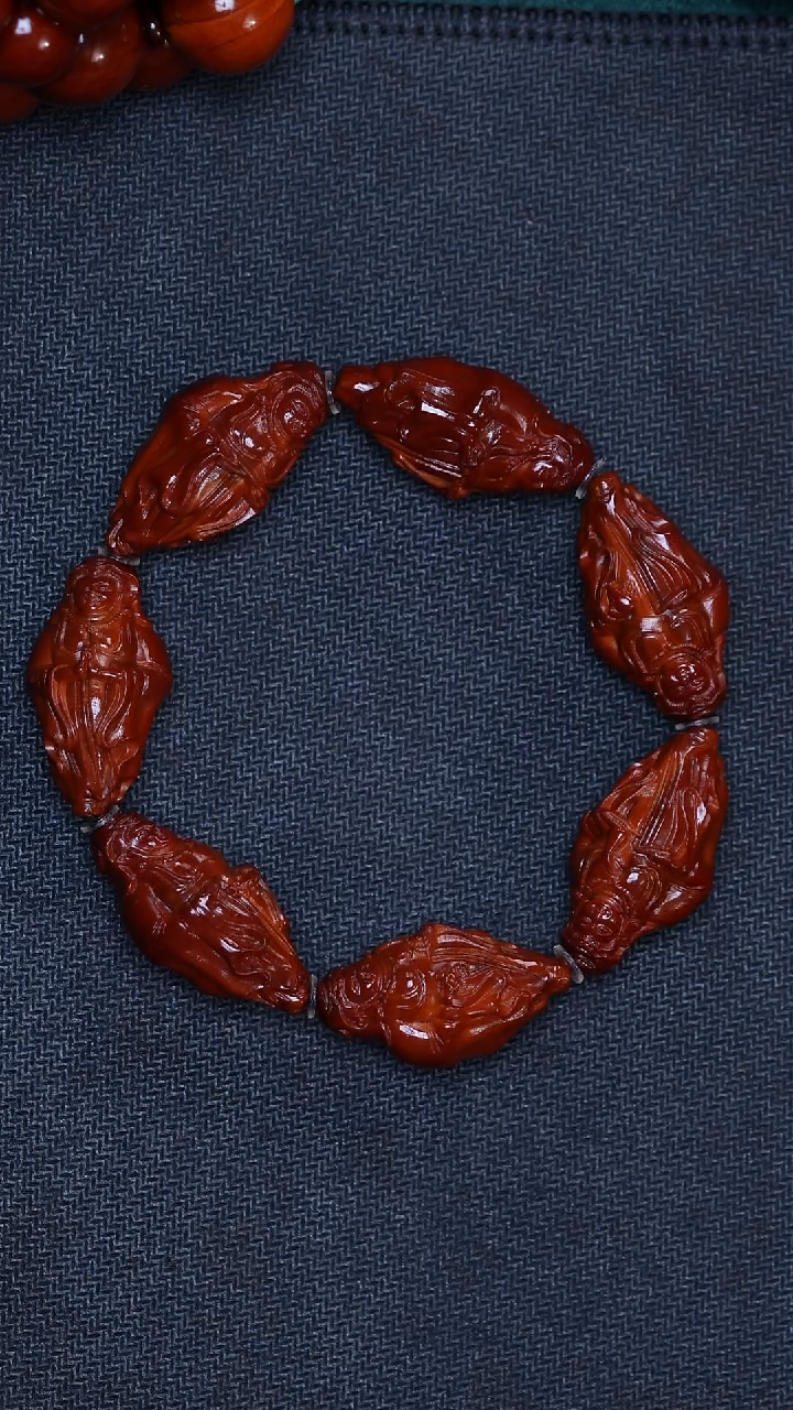 橄榄核手串整身观音