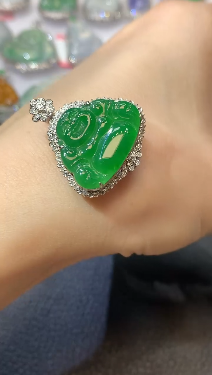 【闪购商品】翡翠18K金镶嵌吊坠(不含链)A40