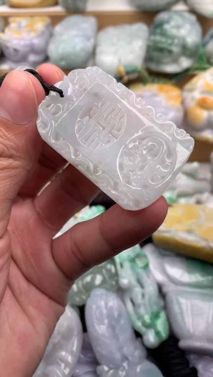 吊坠(不含链)未镶嵌翡翠1