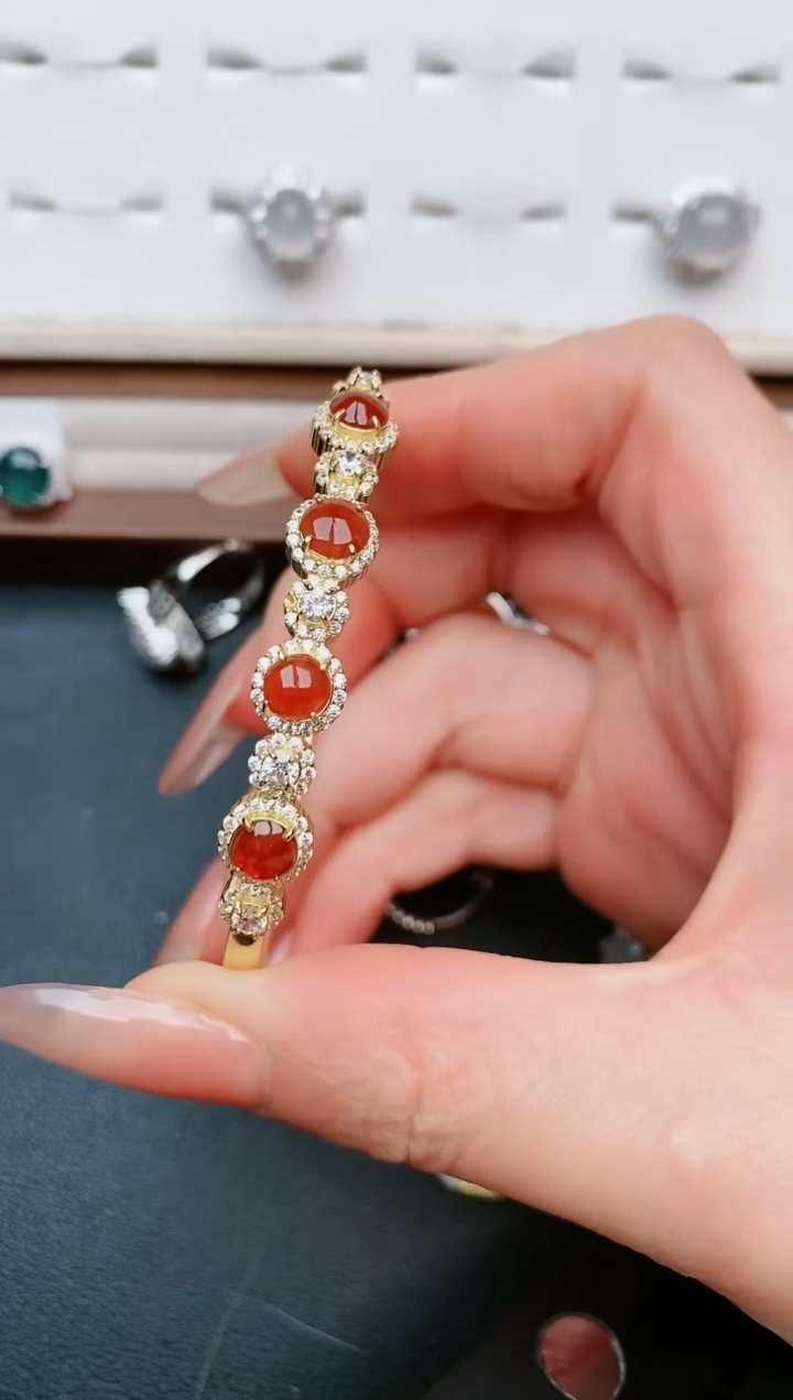 【闪购商品】翡翠戒指银S925镶嵌....