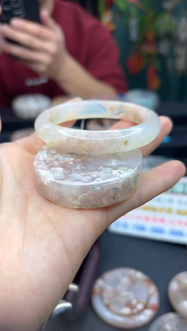 【闪购商品】石英质玉手镯未镶嵌205（54圈赠送镯心）