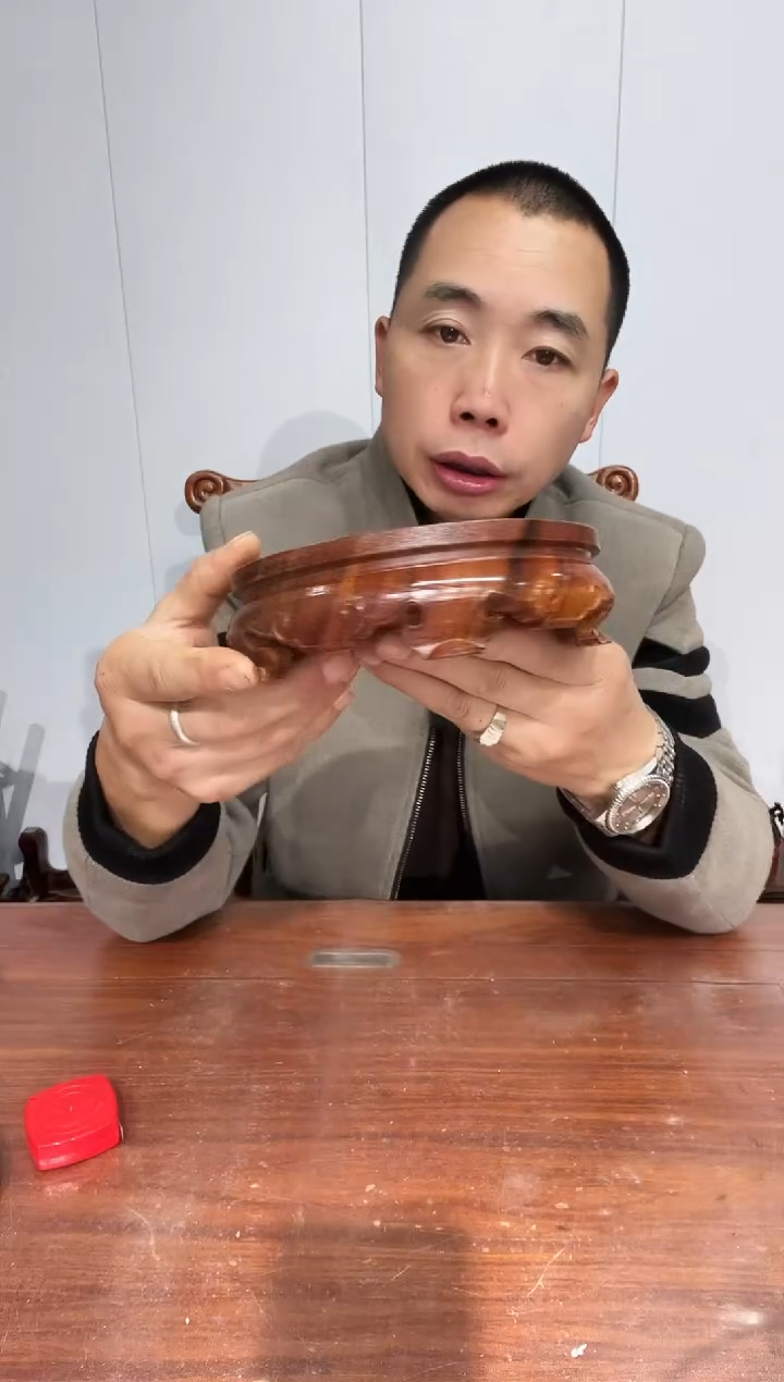 木老花圆形14.5*17.5*5       