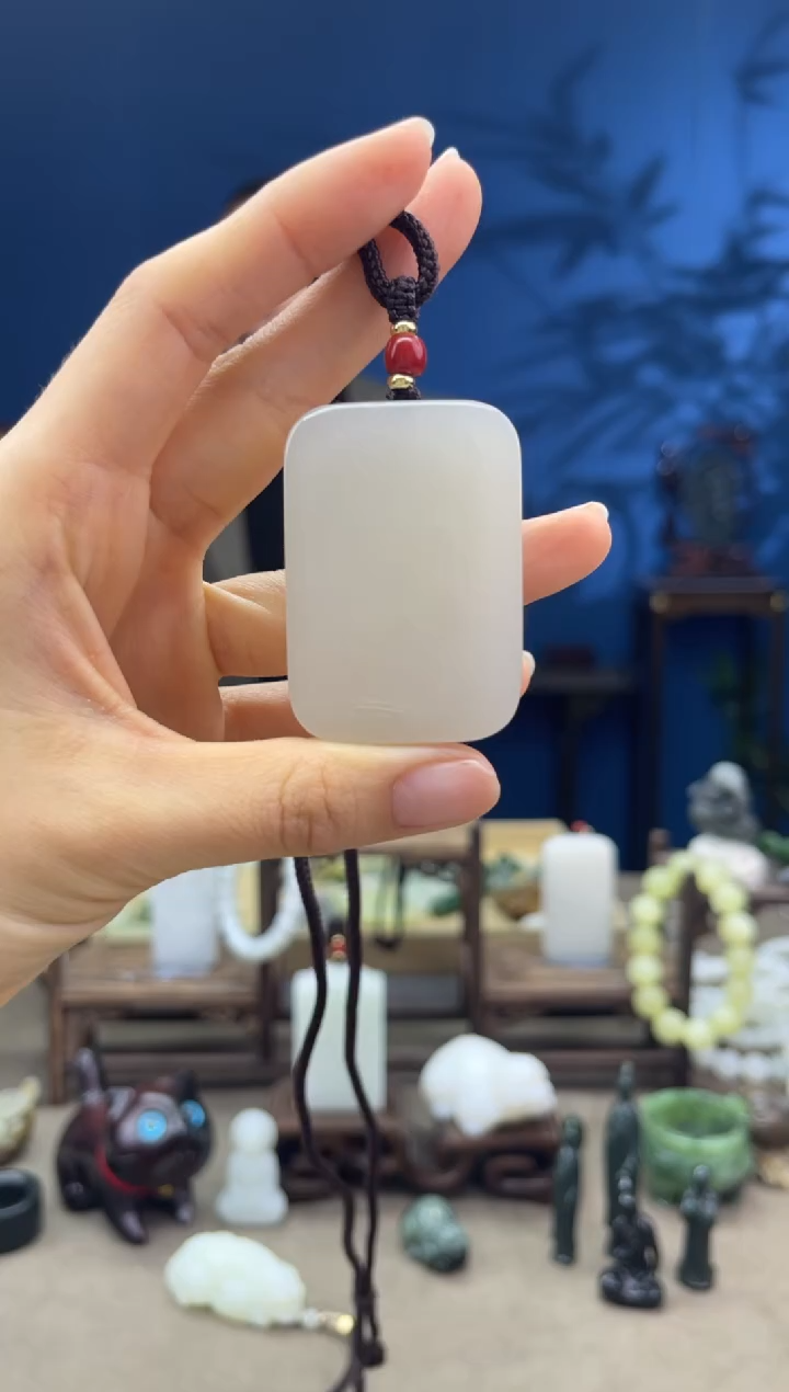 【闪购商品】和田玉颈饰未镶嵌1