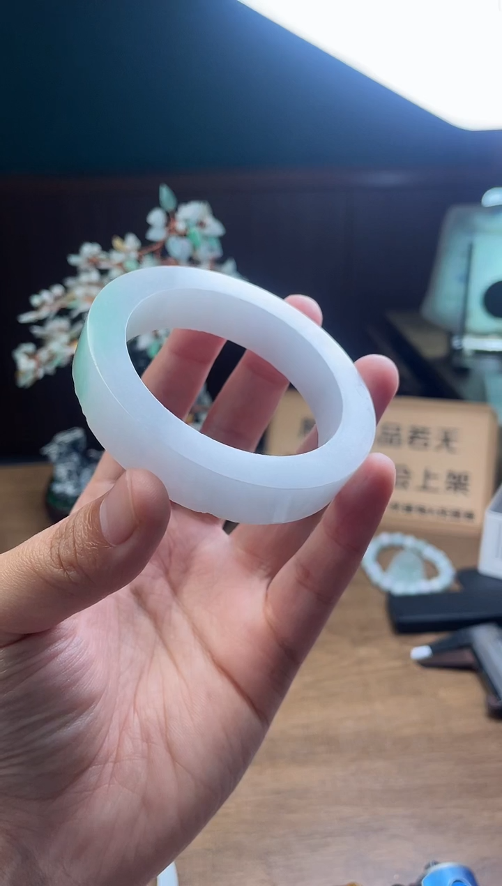 【闪购商品】定制翡翠手镯未镶嵌定制