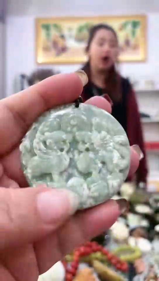 未镶嵌岫玉挂件 