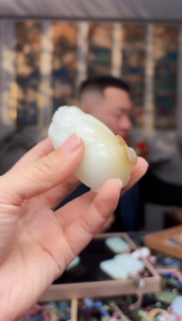 【闪购商品】和田玉挂件未镶嵌拍一发一