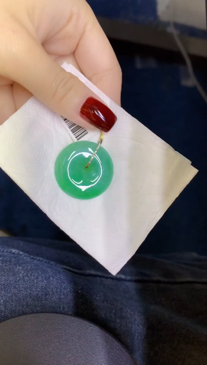 颈饰18K金镶嵌翡翠缅甸天然翡翠A货