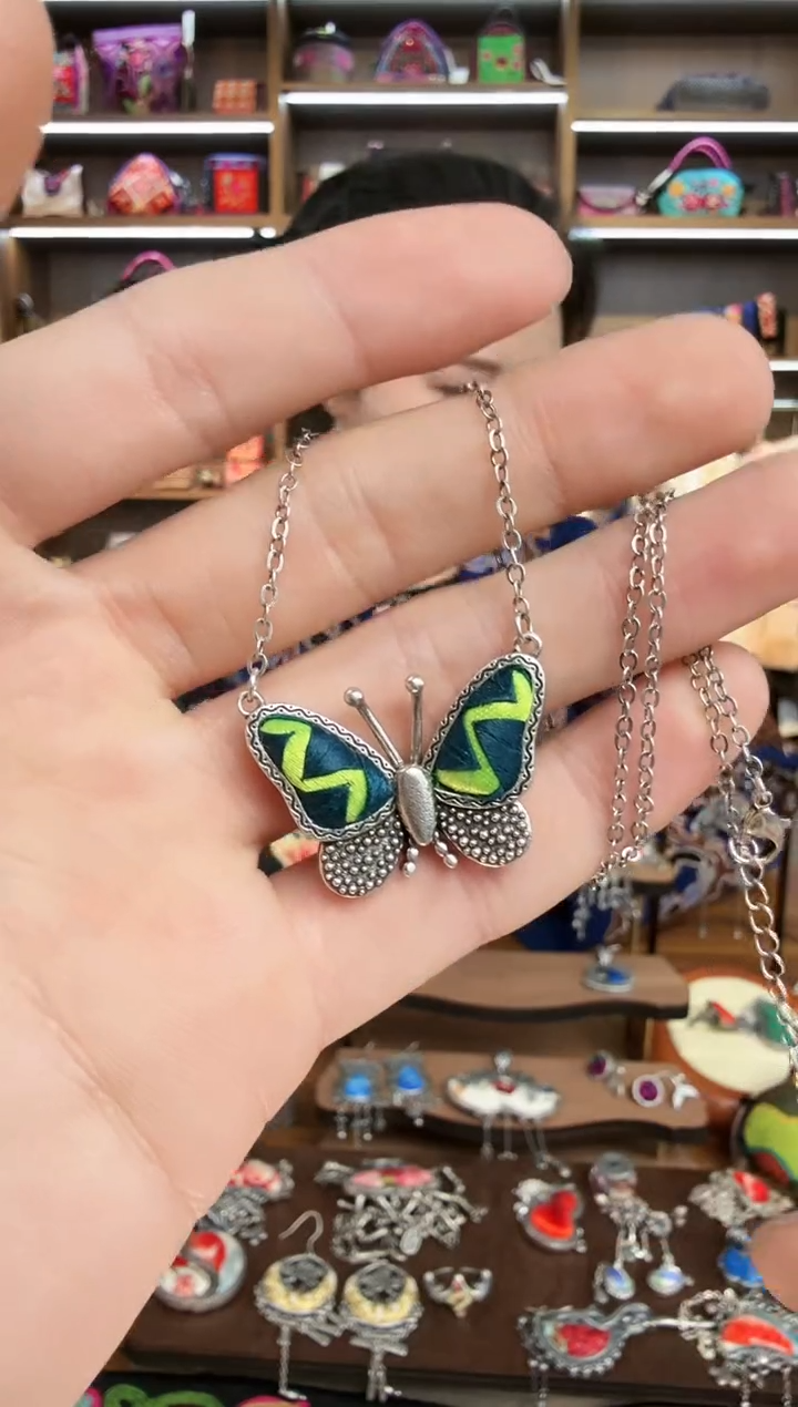 【闪购商品】织绣185蒙阿苏苗绣传承