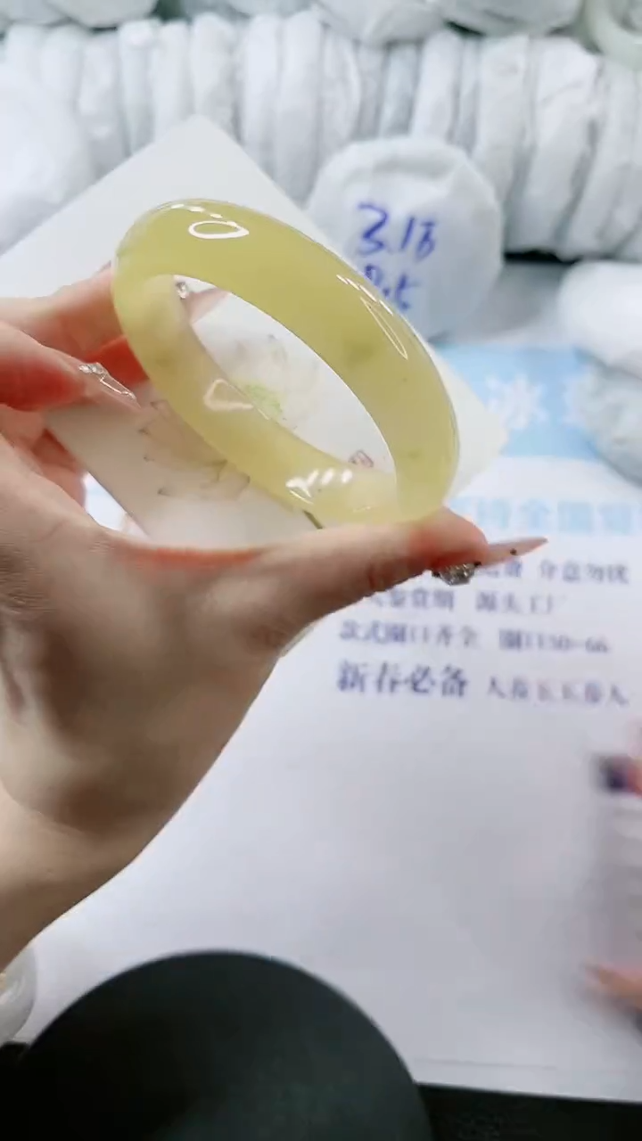 【闪购商品】石英质玉手镯未镶嵌多样性发货S591-62