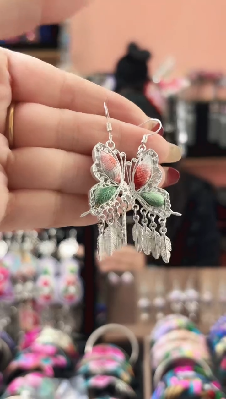 织绣艺枝独绣手工饰品10