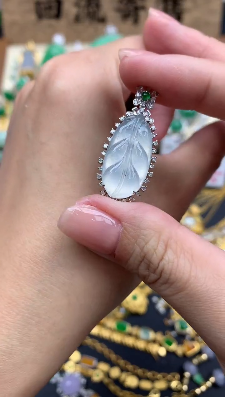 【闪购商品】翡翠颈饰18K金镶嵌389-中国好珍宝