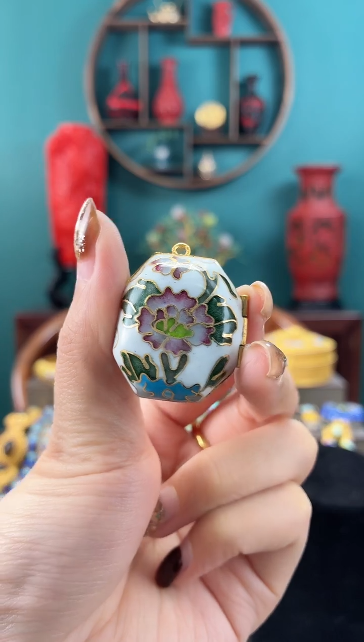 小* 非遗手工景泰蓝吊坠白色盒