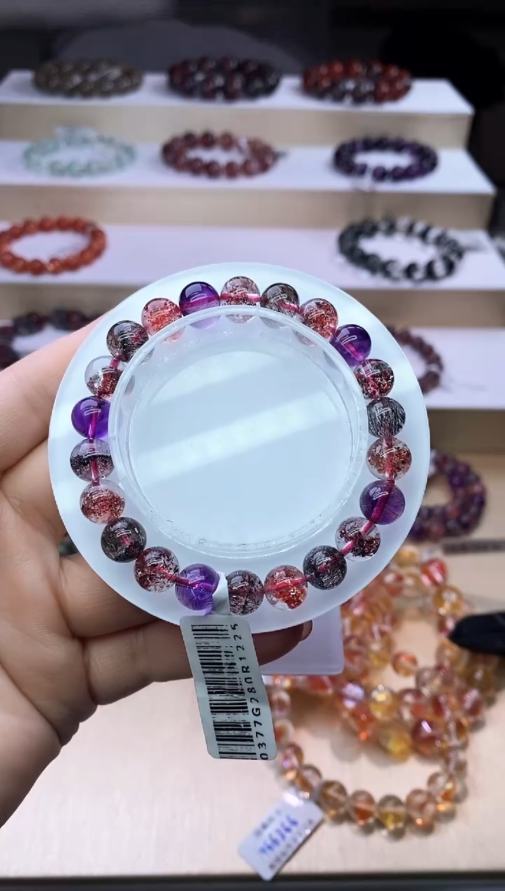 【闪购商品】水晶手链未镶嵌黑加仑超七8m+
